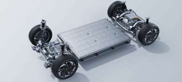 La batterie solide révolutionnaire pour voitures électriques arrive plus tôt que prévu